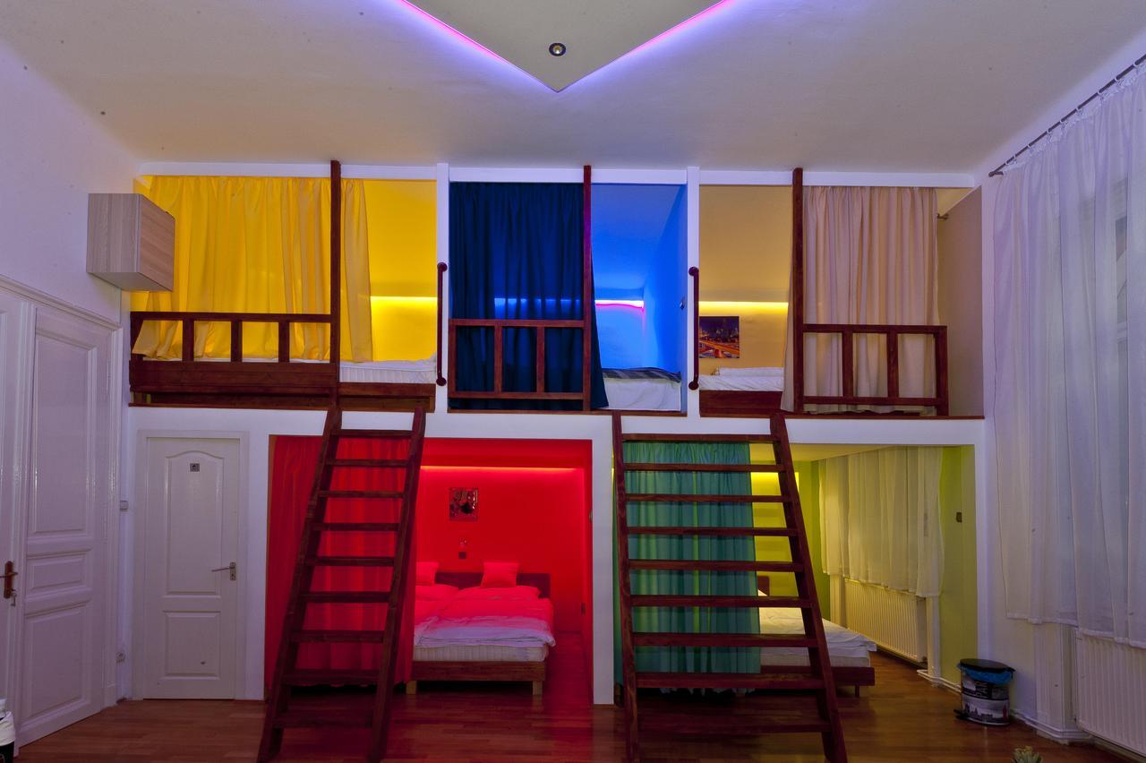 Metropolis Budapest Boutique Hotel Luaran gambar