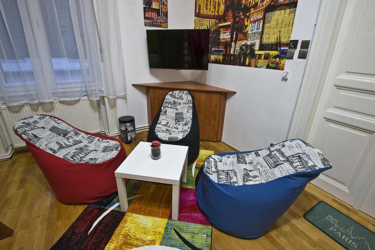 Metropolis Budapest Boutique Hotel Luaran gambar